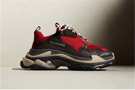 triple s balenciaga imitazioni